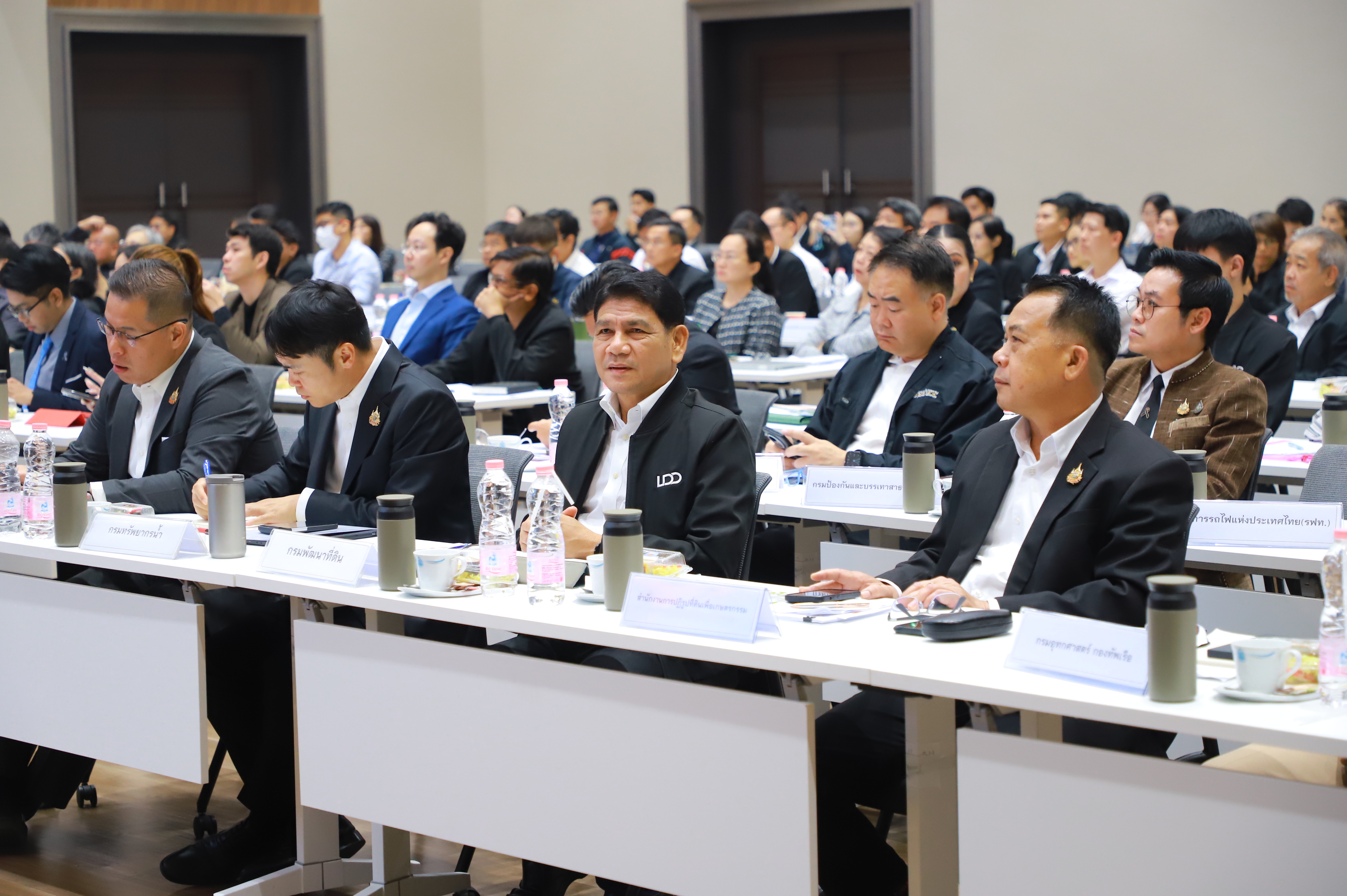 title - ส.ป.ก. ร่วมการประชุมคณะอนุกรรมาธิการการบริหารราชการแผ่นดินด้านการจัดการภัยพิบัติระดับชาติ ในคณะกรรมาธิการการบริหารราชการแผ่นดิน วุฒิสภา